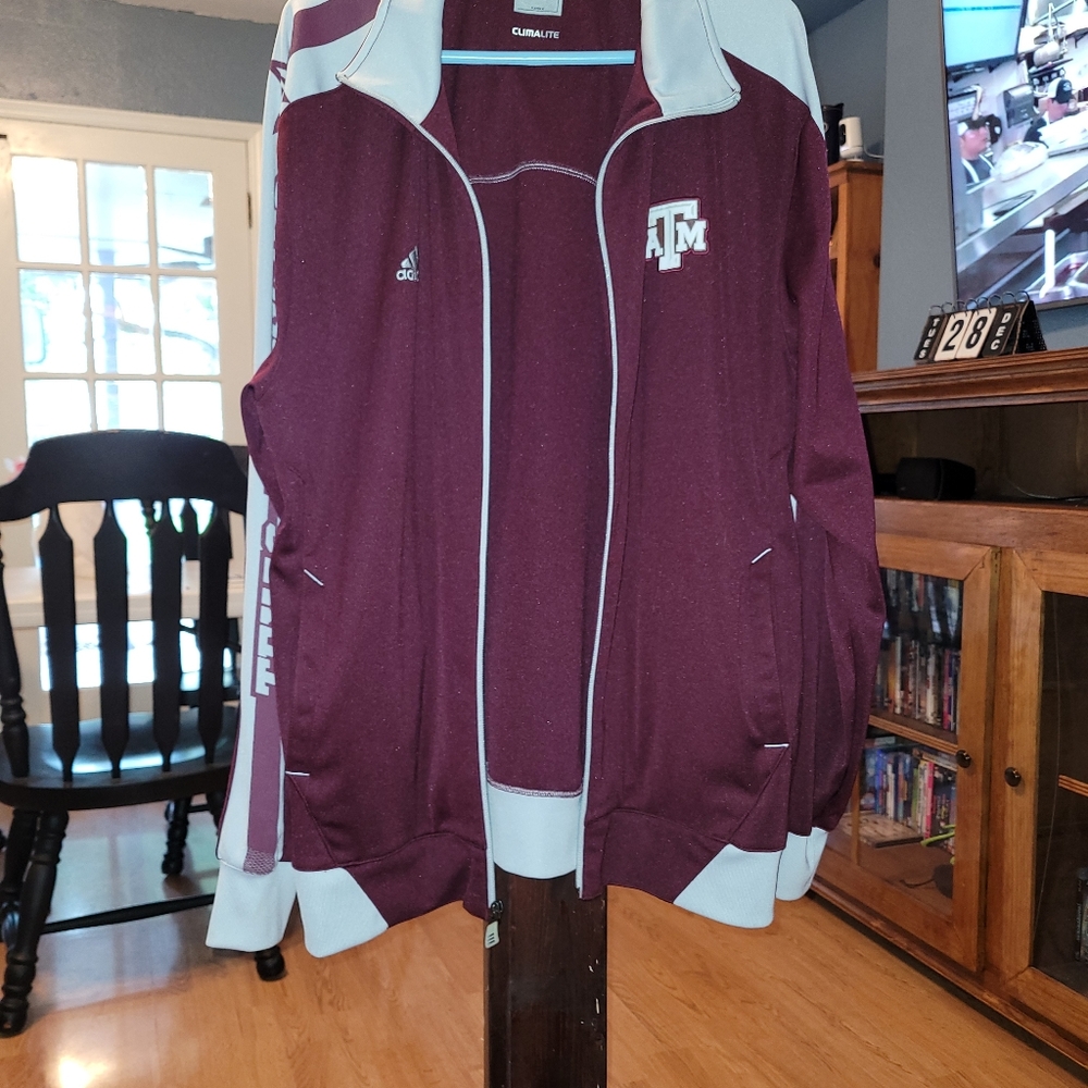 Aggies light weight jacket